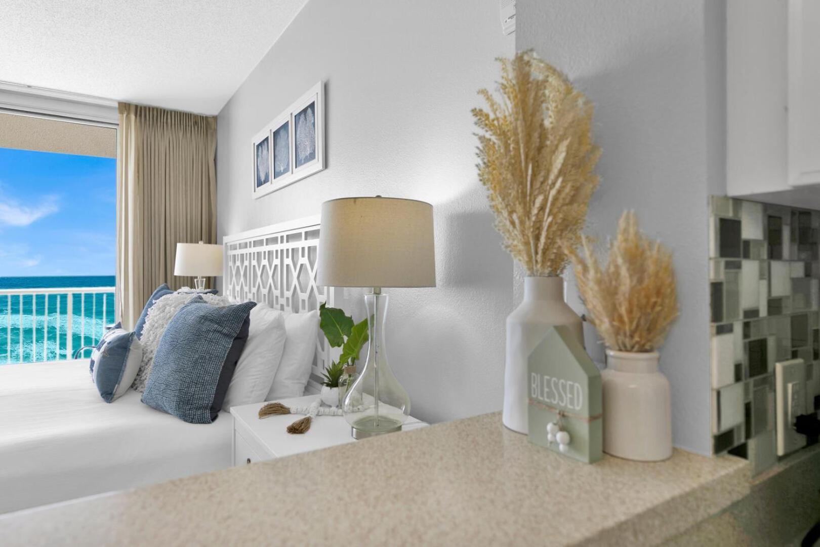 Beachfront Unit-majestic Apartment