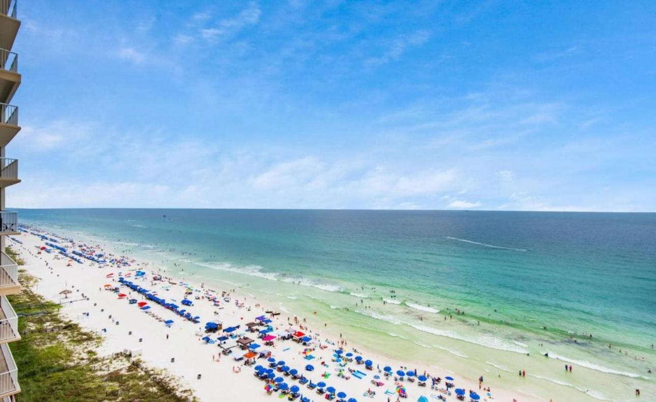 Beachfront Unit-majestic Apartment